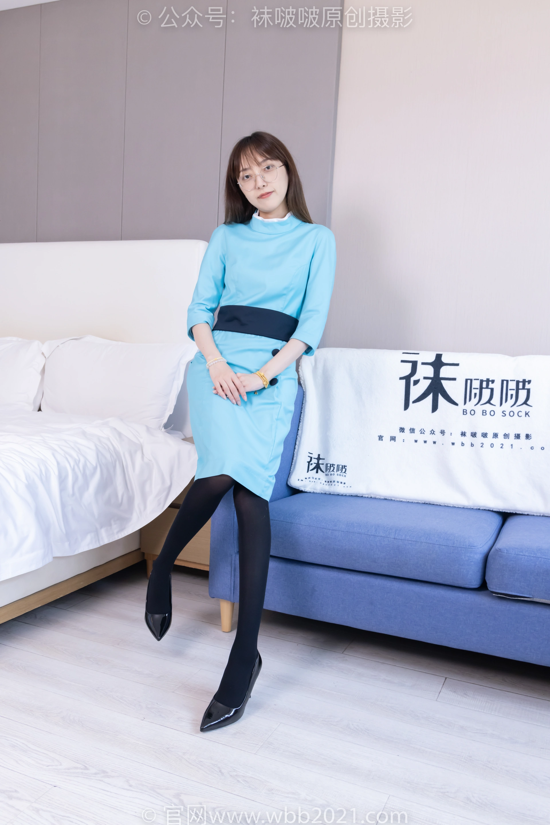 [BoBoSocks袜啵啵] NO.440 稚予-高跟鞋、厚黑丝、空姐制服（花絮版） 3